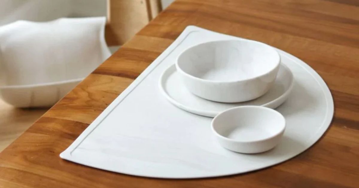 ベビー食器セットは何を買うべき?選び方やおすすめのeeveve製品をご紹介!