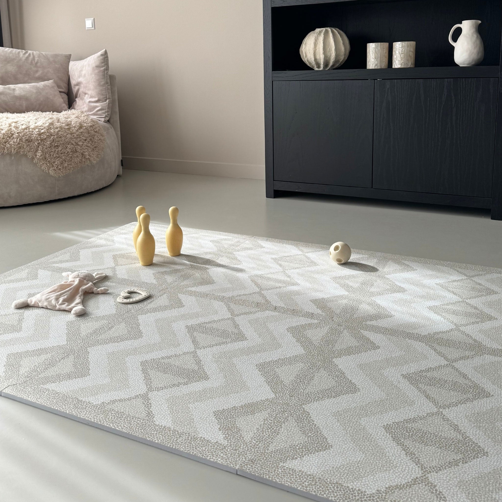 フォームプレイマット - Kilim - Feather Gray (つなげてひろがる)